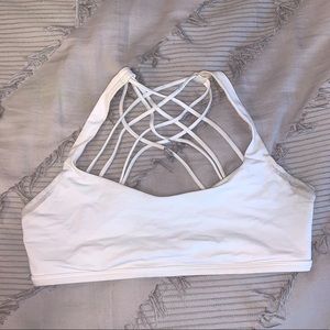 Lululemon white free to be bra
